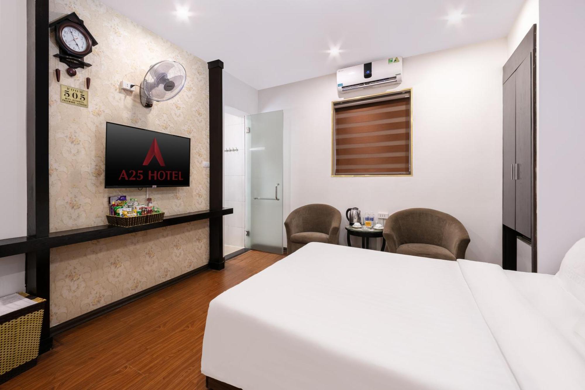 A25 Hotel - 15 Hang Than Hanoi Bagian luar foto